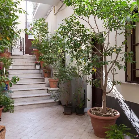 La Corte *